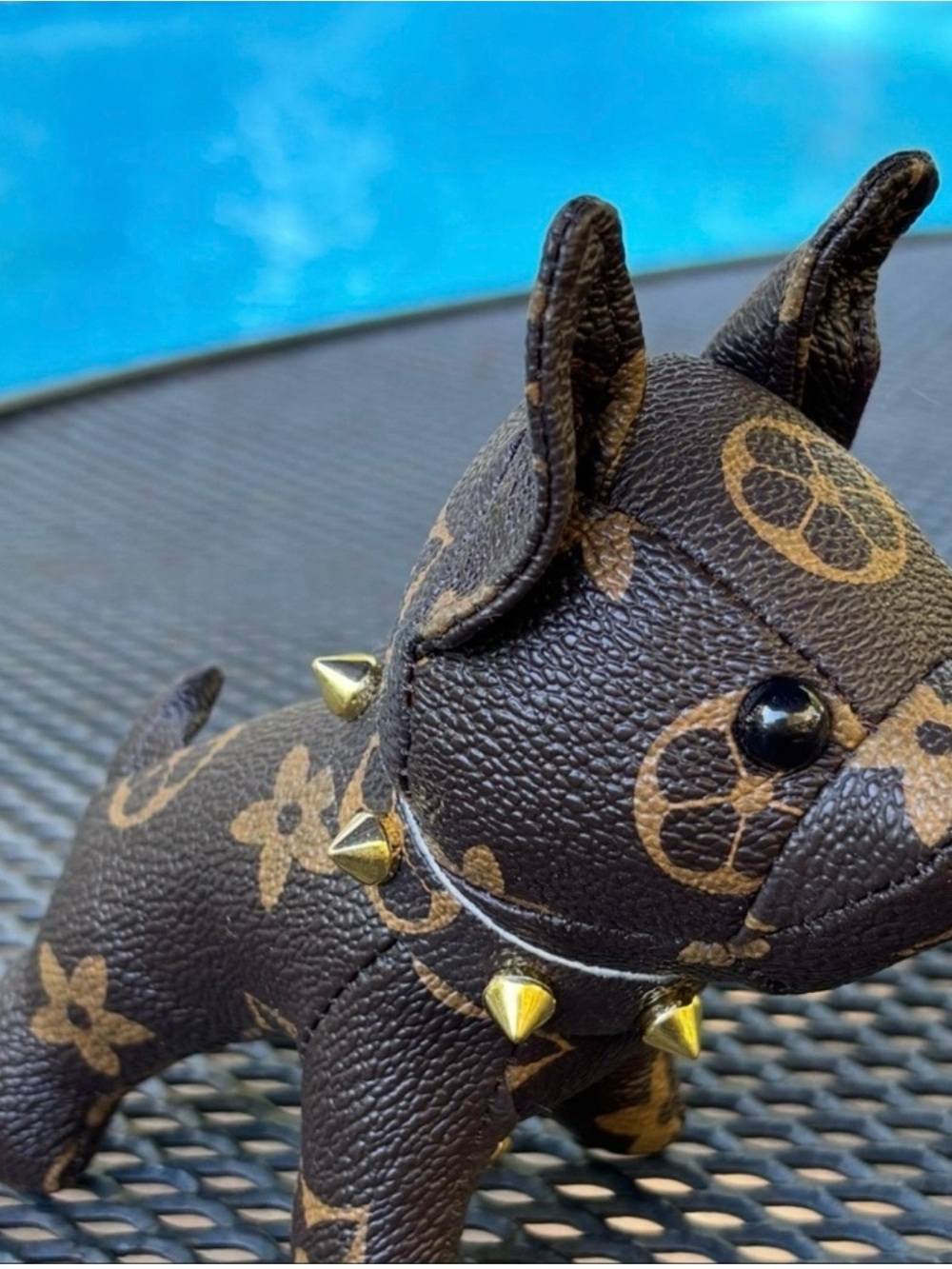 Bag Charm/Key Fob Brown Patterned frenchie with spiked collar adorable 🥰 - Picture 3 of 6